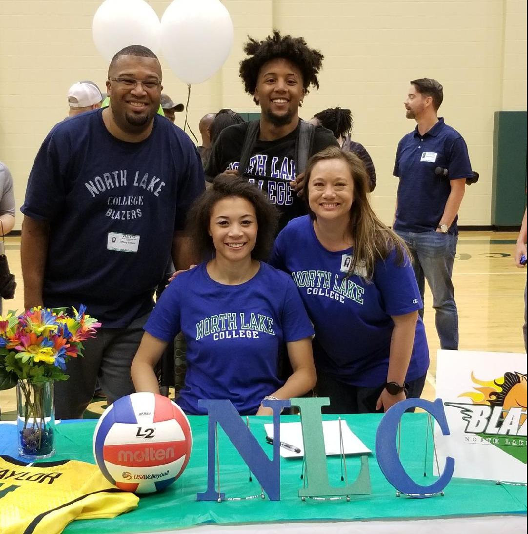 Lady Blazers Sign Dajah Simien